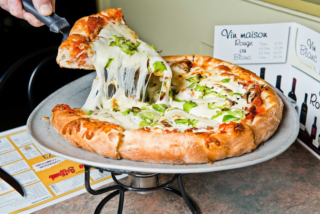 Restaurant Pizza Giffard Inc | 2994 Boulevard Sainte-Anne, Québec, QC G1E 3J3, Canada | Phone: (418) 663-6373