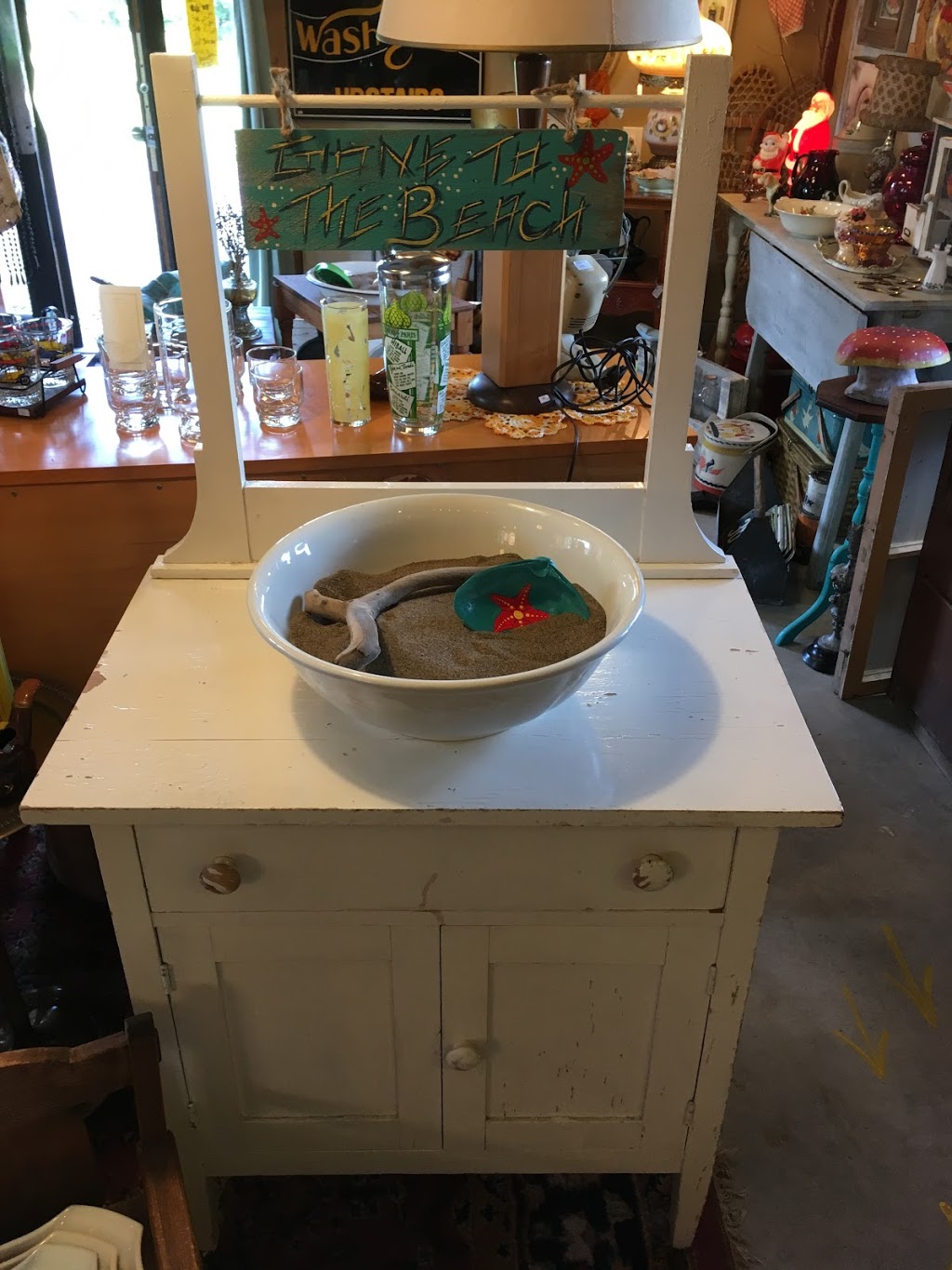 Bullrush Antiques & Home Decor | 3296 NB-515, Sainte-Marie-de-Kent, NB E4S 2E9, Canada | Phone: (506) 341-0084