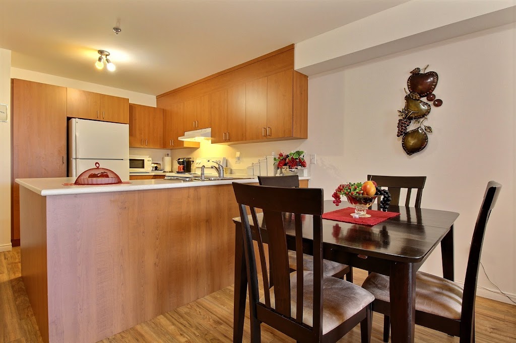 Residences Labrie | 465 Av. Chapleau, Saint-Pascal, QC G0L 3Y0, Canada | Phone: (418) 492-7922