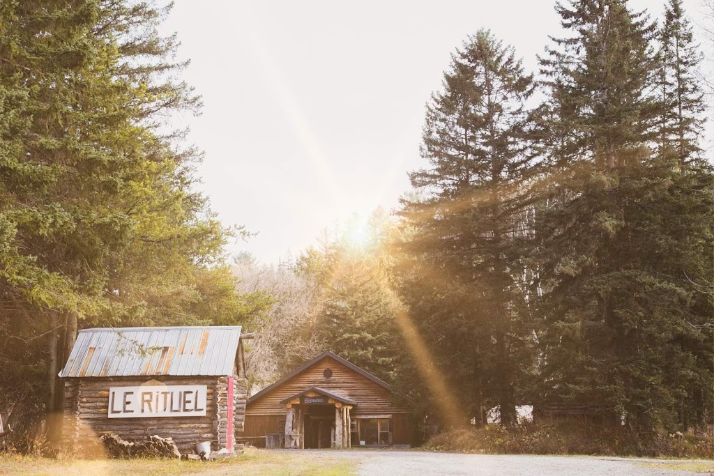 Photographie Chantal Chartrand | 800 QC-343, Saint-Alphonse-Rodriguez, QC J0K 1W0, Canada | Phone: (450) 916-4229