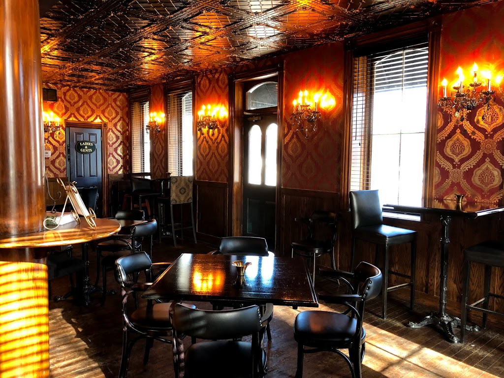 Smith & Barrel | 7 Bridge St, Carleton Place, ON K7C 2V2, Canada | Phone: (613) 492-1566