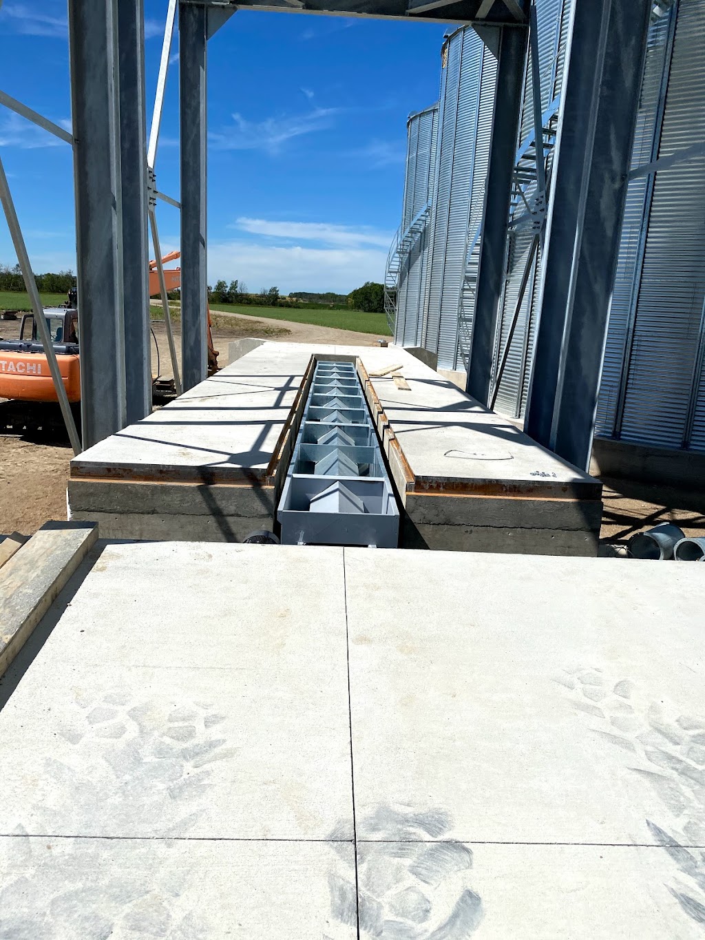 J.J. Grain Leg System Inc. | 1 Heritage Pl, Barnwell, AB T0K 0B0, Canada | Phone: (306) 317-6490