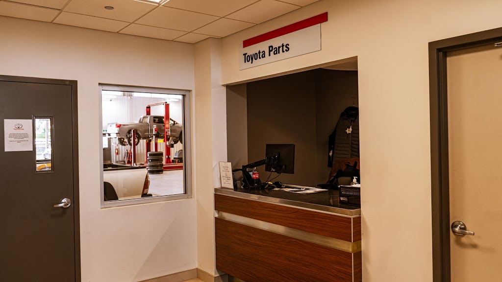 Moose Jaw Toyota | 1743 Main St N, Moose Jaw, SK S6J 1L6, Canada | Phone: (306) 694-1355