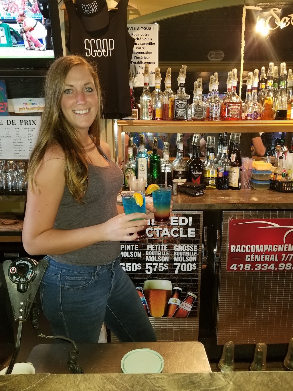 Bar Le Scoop | 100 1re R., Thetford Mines, QC G6G 4Y2, Canada | Phone: (418) 335-3900