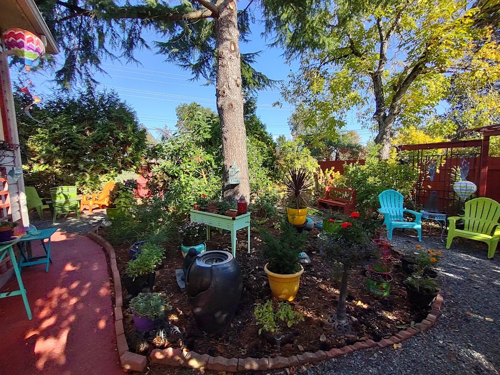 Zen Massage & BNB Massage | 310 Dogwood Dr, Ladysmith, BC V9G 1T5, Canada | Phone: (250) 327-2801