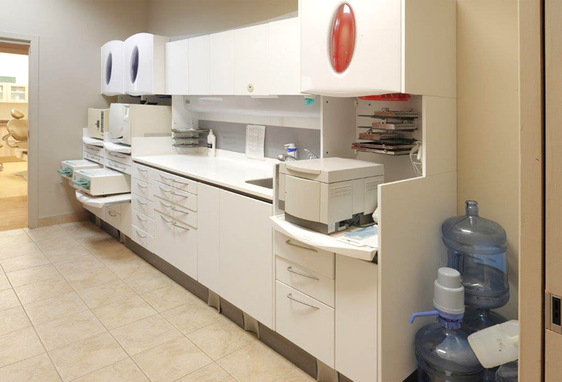 Dental Center Lavallée Lavergne and Pronovost | 3055 Boulevard de la Pinière, Terrebonne, QC J6X 4V5, Canada | Phone: (450) 477-1881