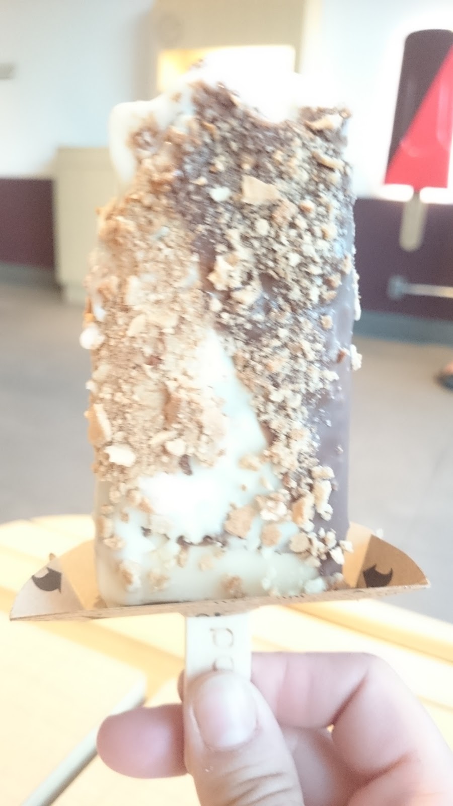 Popbar Abbotsford | 3122 Mount Lehman Rd G115, Abbotsford, BC V4X 2M9, Canada | Phone: (604) 625-3336