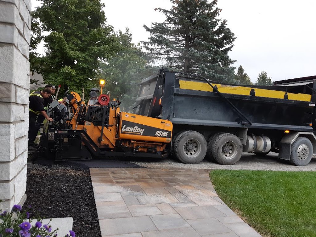 Pavage Racine et Genest Inc. | 110 Rue de la Bastille, Cowansville, QC J2K 3H1, Canada | Phone: (450) 263-5656