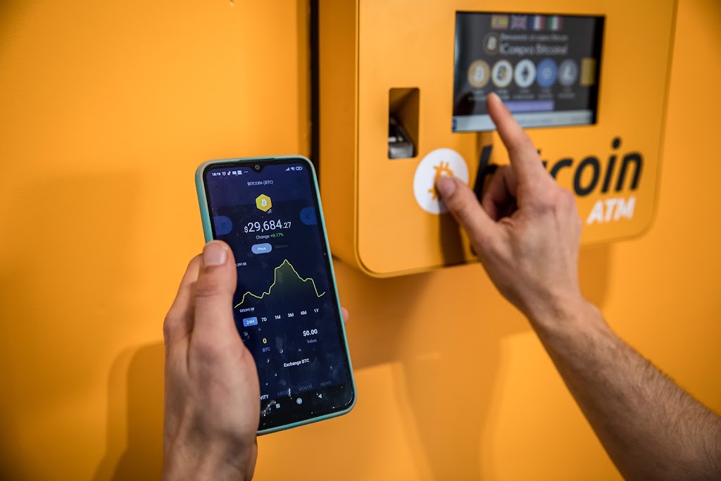 FastBTC Bitcoin ATM - Ultramar | 110 County Rd 33, Trenton, ON K8V 5P6, Canada | Phone: (888) 832-1282