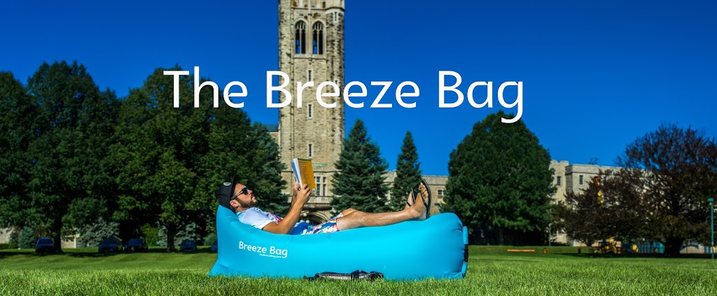 The Breeze Bag | 93 Beach Dr, Wasaga Beach, ON L9Z 2K2, Canada | Phone: (905) 327-9955