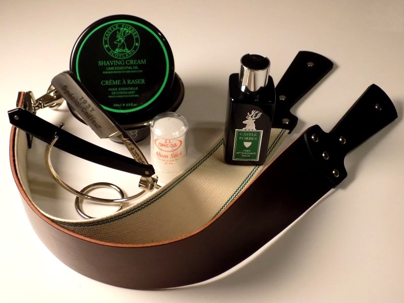 Bridgeburg Gentlemans Shoppe | 31 Jarvis St, Fort Erie, ON L2A 2S3, Canada | Phone: (289) 438-2276