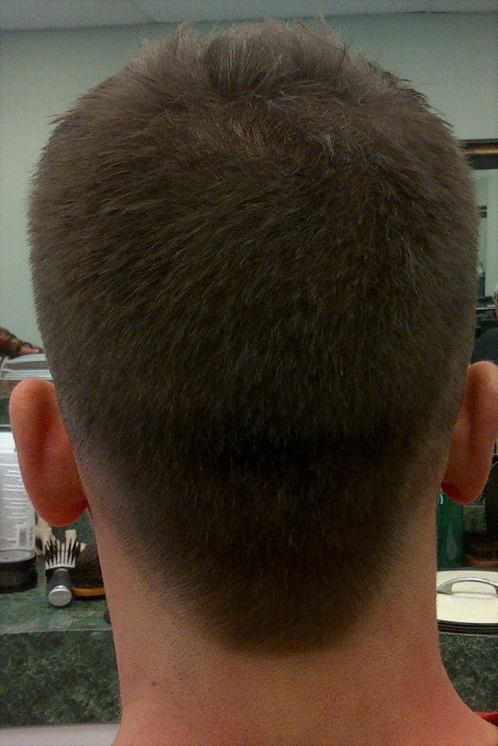 Wallys Hair Design | 119 King George Rd, Brantford, ON N3R 5K7, Canada | Phone: (519) 753-6316