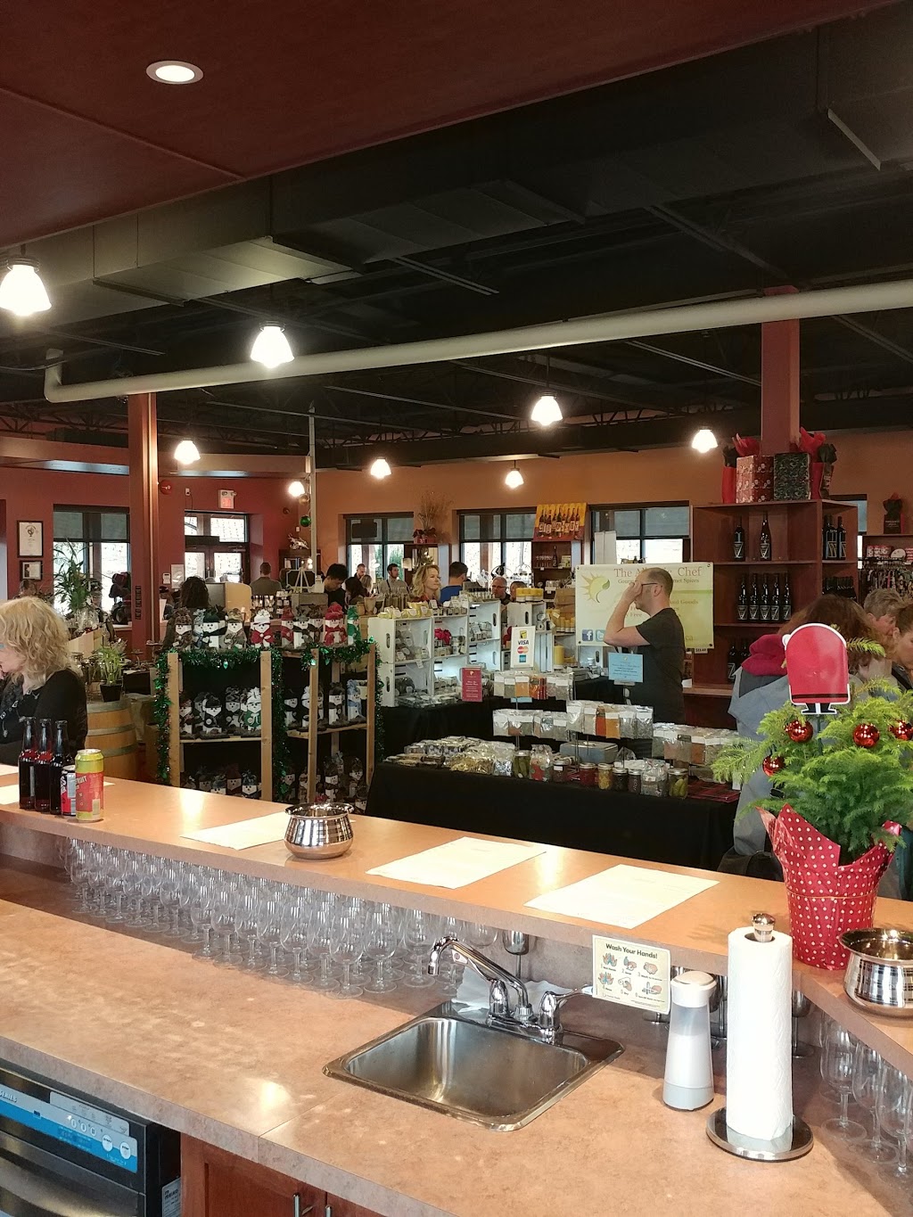 Blu Saffron Bistro | 2845 Boucherie Rd, Kelowna, BC V1Z 2G2, Canada | Phone: (778) 755-5550 ext. 108