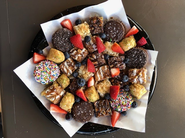Modka Cafe | 5225 Orbitor Dr #16, Mississauga, ON L4W 4Y8, Canada | Phone: (905) 602-0061