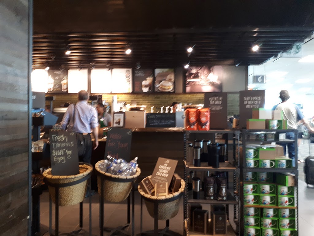 Starbucks | Terminal 3, 6301 Silver Dart Dr, Mississauga, ON L5P 1B2, Canada | Phone: (905) 612-1422