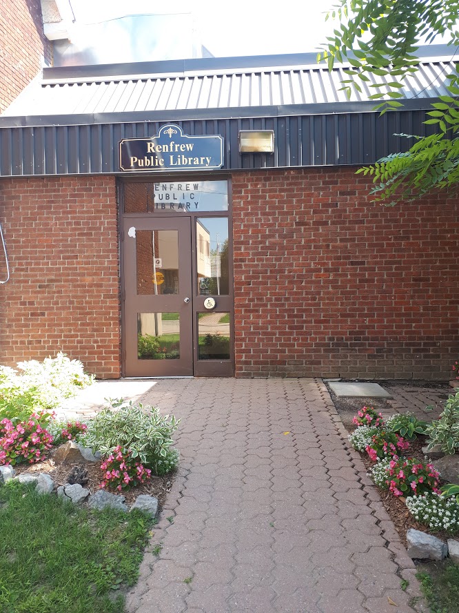 Renfrew Public Library | 13 Railway Ave, Renfrew, ON K7V 3A9, Canada | Phone: (613) 432-8151