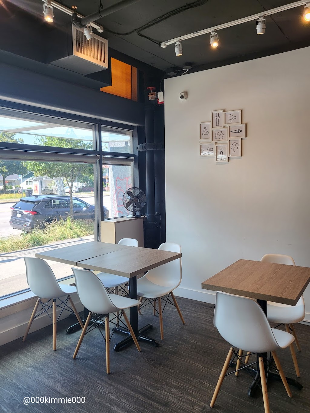 Oiso Kimchi Cafe | 2675 Kingsway, Vancouver, BC V5R 5H4, Canada | Phone: (604) 423-3773
