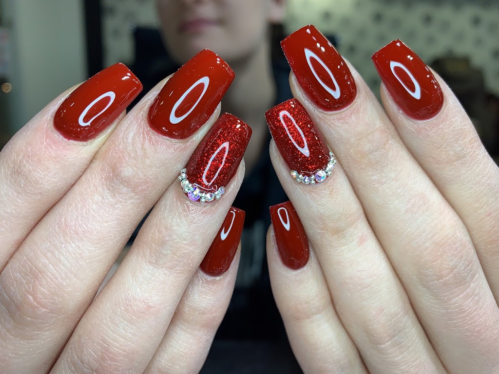 Jenny Nails & Lashes | 1304 Harmony Rd N, Oshawa, ON L1H 7K5, Canada | Phone: (905) 723-0202