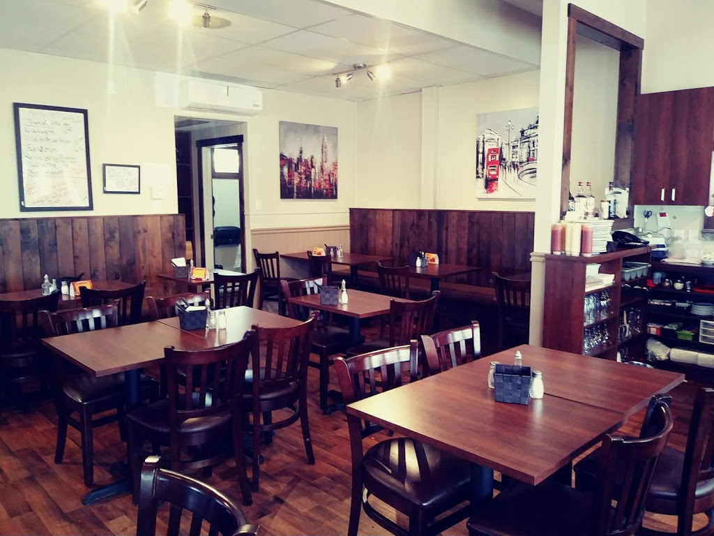 Patate chez gros loup | 1031 Route Louis-Cyr, Saint-Jean-de-Matha, QC J0K 2S0, Canada | Phone: (450) 886-5255