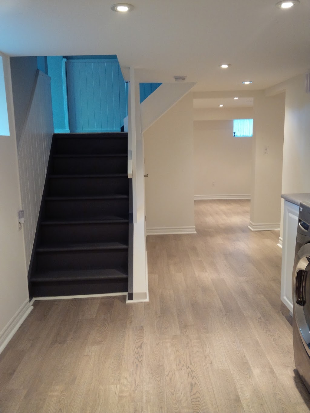 E.H. Renos | 3563 Trelawny Cir, Mississauga, ON L5N 6N8, Canada | Phone: (905) 462-1755