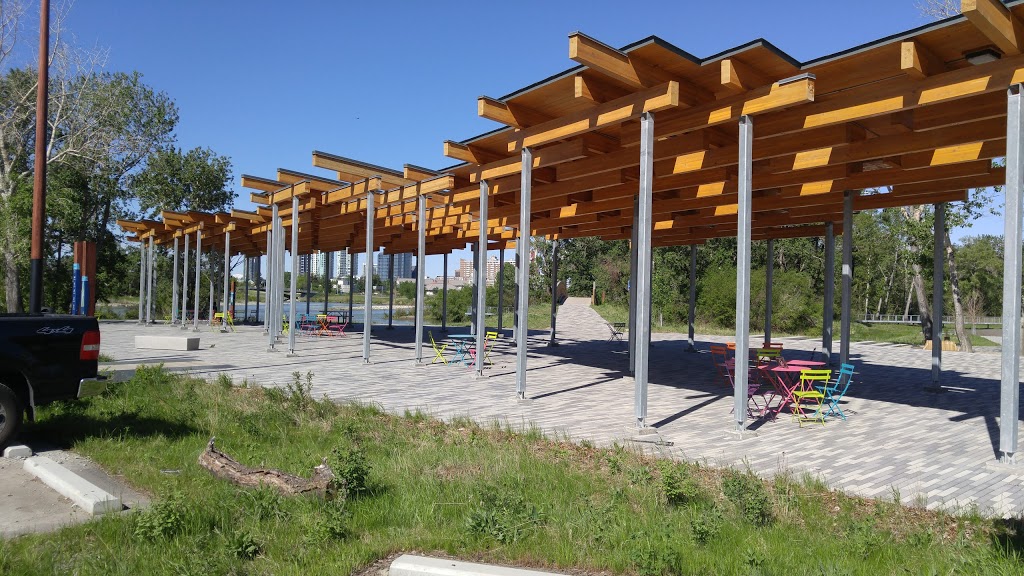 St PATRICKS Island Parking Lot | 1300 12 St NE, Calgary, AB T2E 7V6, Canada