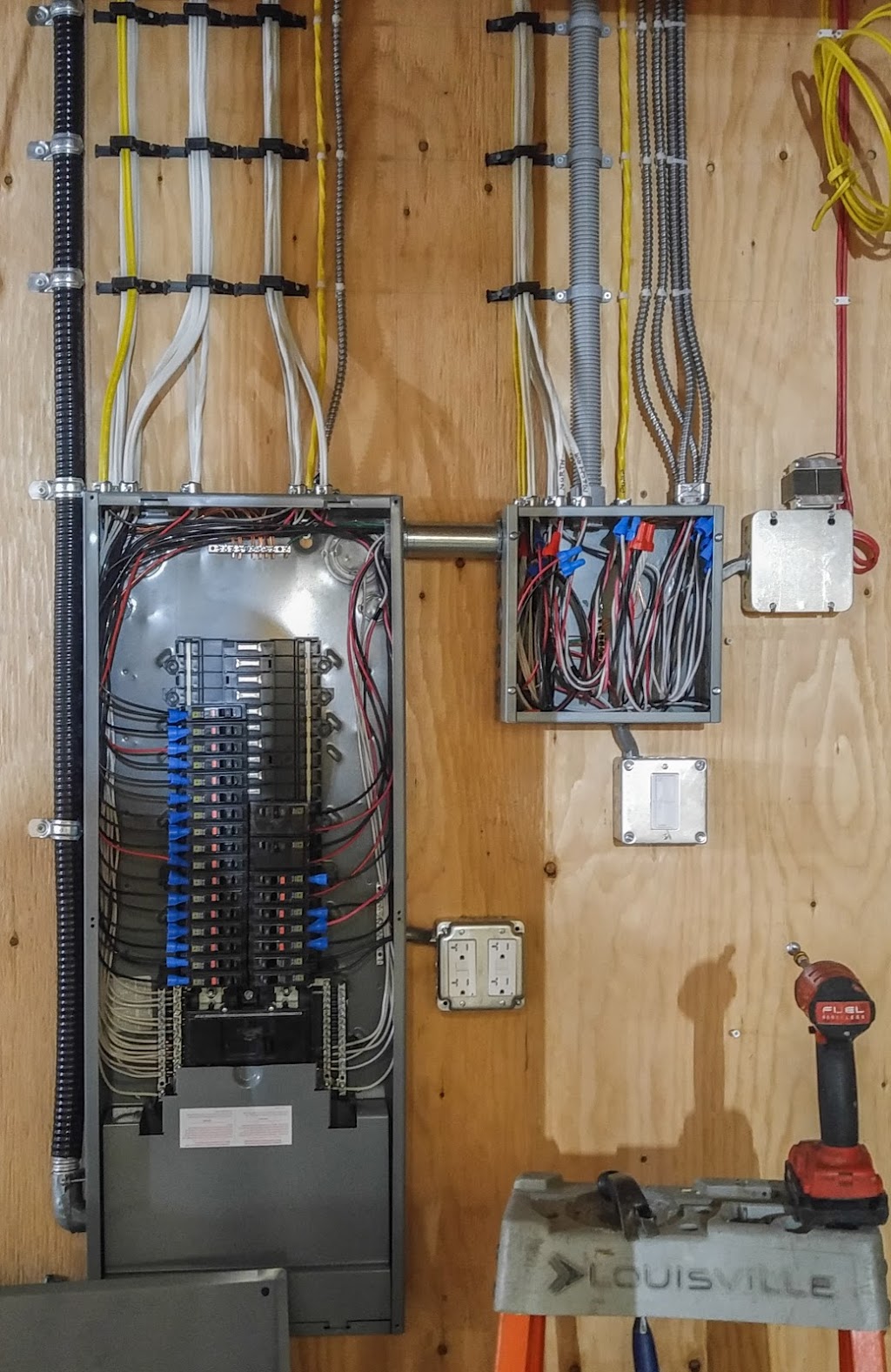 J.R. Caron Electric | 132 Newkirk Blvd, Bancroft, ON K0L 1C0, Canada | Phone: (613) 334-6494