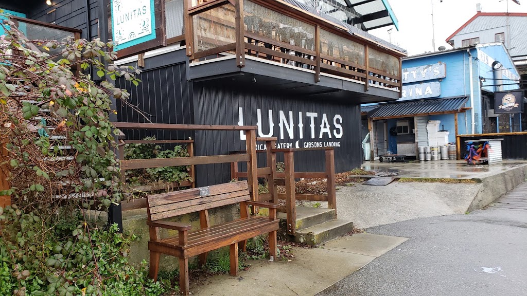 Lunitas Mexican Eatery | 645 School Rd, Gibsons, BC V0N 1V9, Canada | Phone: (604) 886-1289