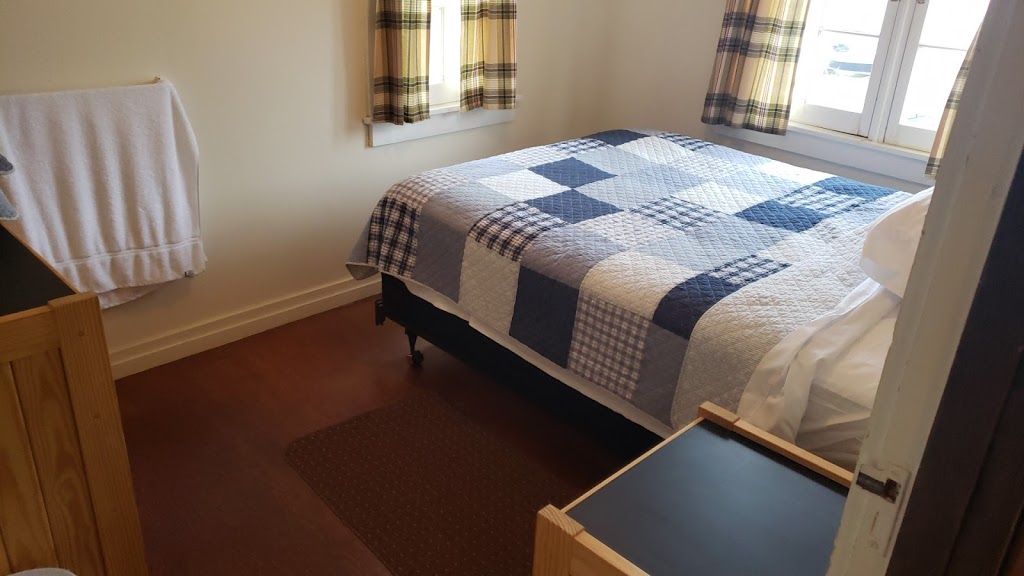 Miners Bay Lodge | 9718 ON-35, Minden, ON K0M 2L1, Canada | Phone: (705) 286-2978