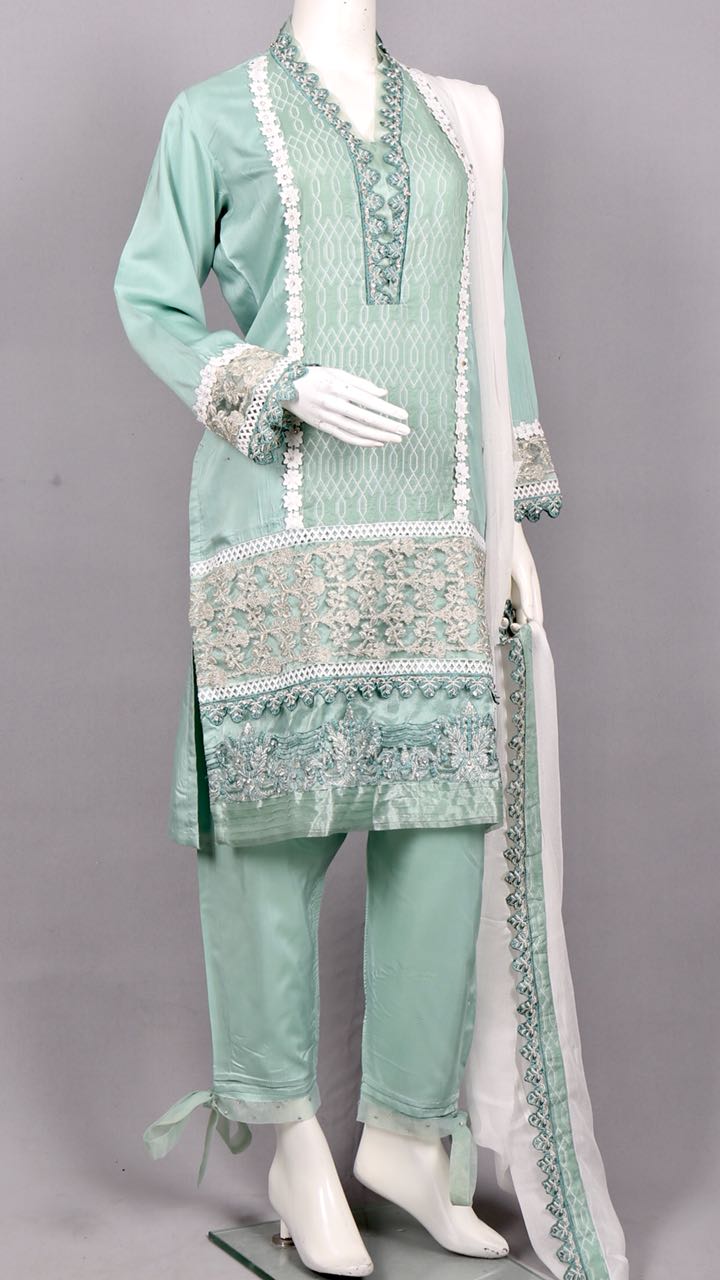 Manos Boutique | 1006 8 St E, Saskatoon, SK S7H 0R9, Canada | Phone: (306) 850-6346