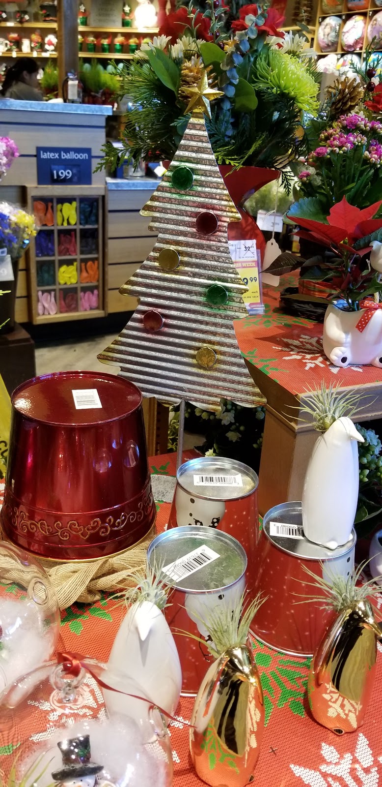 Safeway Jasper Gates | Jasper Gates, 15007 Stony Plain Rd, Edmonton, AB T5P 4W1, Canada | Phone: (780) 483-3255
