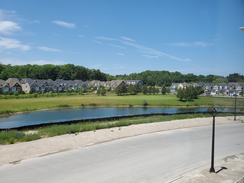 Georgian Sands Sales Centre Wasaga Beach | 1-7 Village Gate Dr, Wasaga Beach, ON L9Z 2X2, Canada | Phone: (888) 367-2220