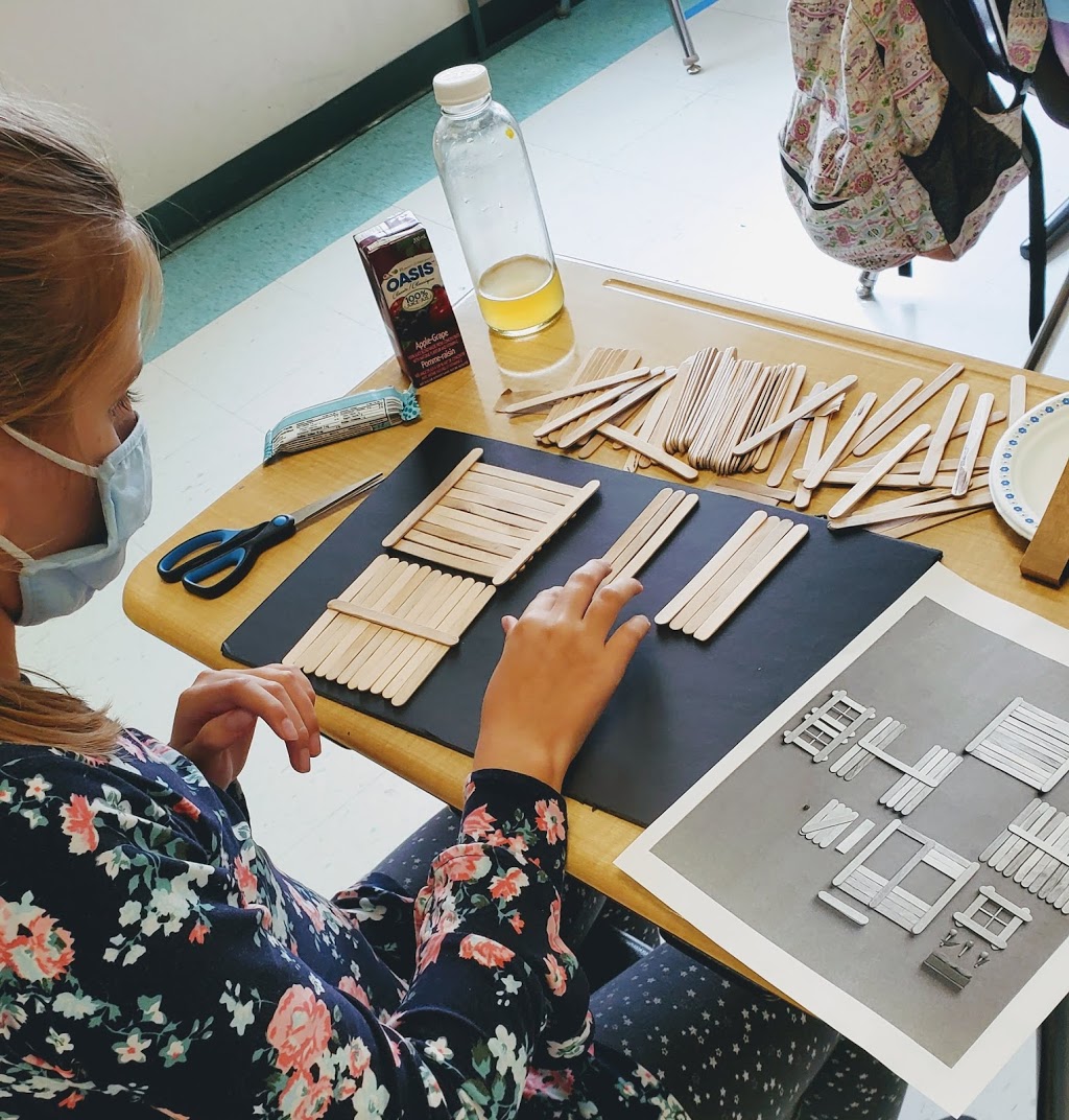ICraft studio for arts and crafts | 5353 Applegarth Dr, Burlington, ON L7L 6Z7, Canada | Phone: (365) 779-0024