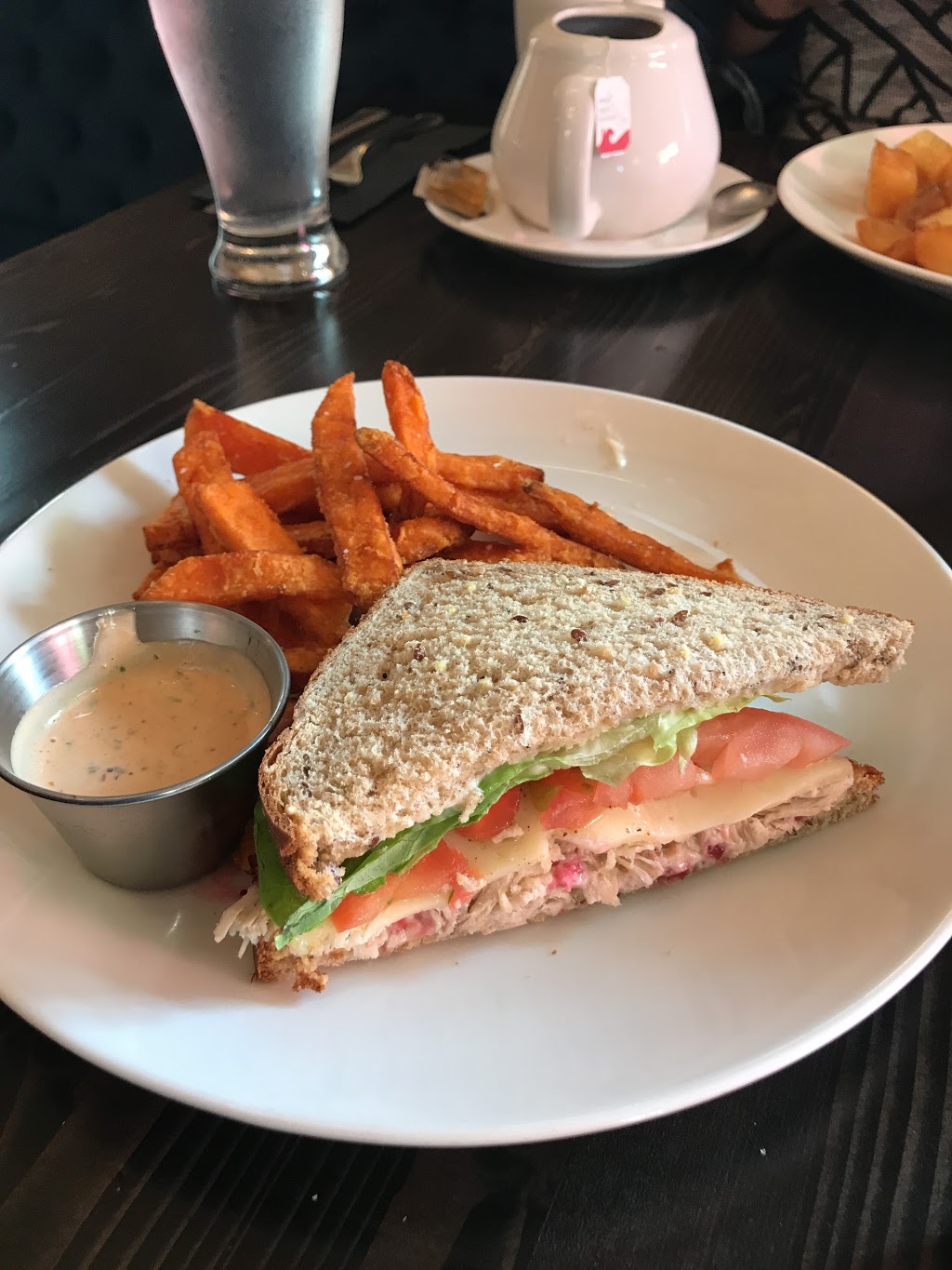 Beatniks Bistro | 9194 Glover Rd, Langley City, BC V1M 2S4, Canada | Phone: (604) 888-4487