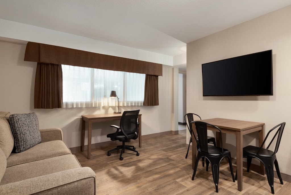Ramada by Wyndham Airdrie Hotel and Suites | 191 East Lake Cresent, Airdrie, AB T4A 2H7, Canada | Phone: (403) 945-1288