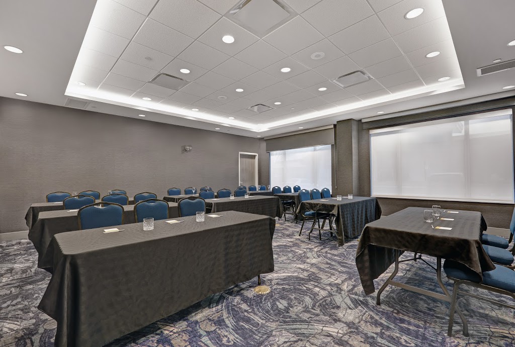 Hampton Inn by Hilton Peterborough | 1400 Crawford Dr, Peterborough, ON K9J 6X6, Canada | Phone: (705) 270-6280