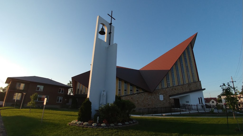 Our Lady of Fatima Parish | 100 Lisgar Ave, Renfrew, ON K7V 3M2, Canada | Phone: (613) 432-8525