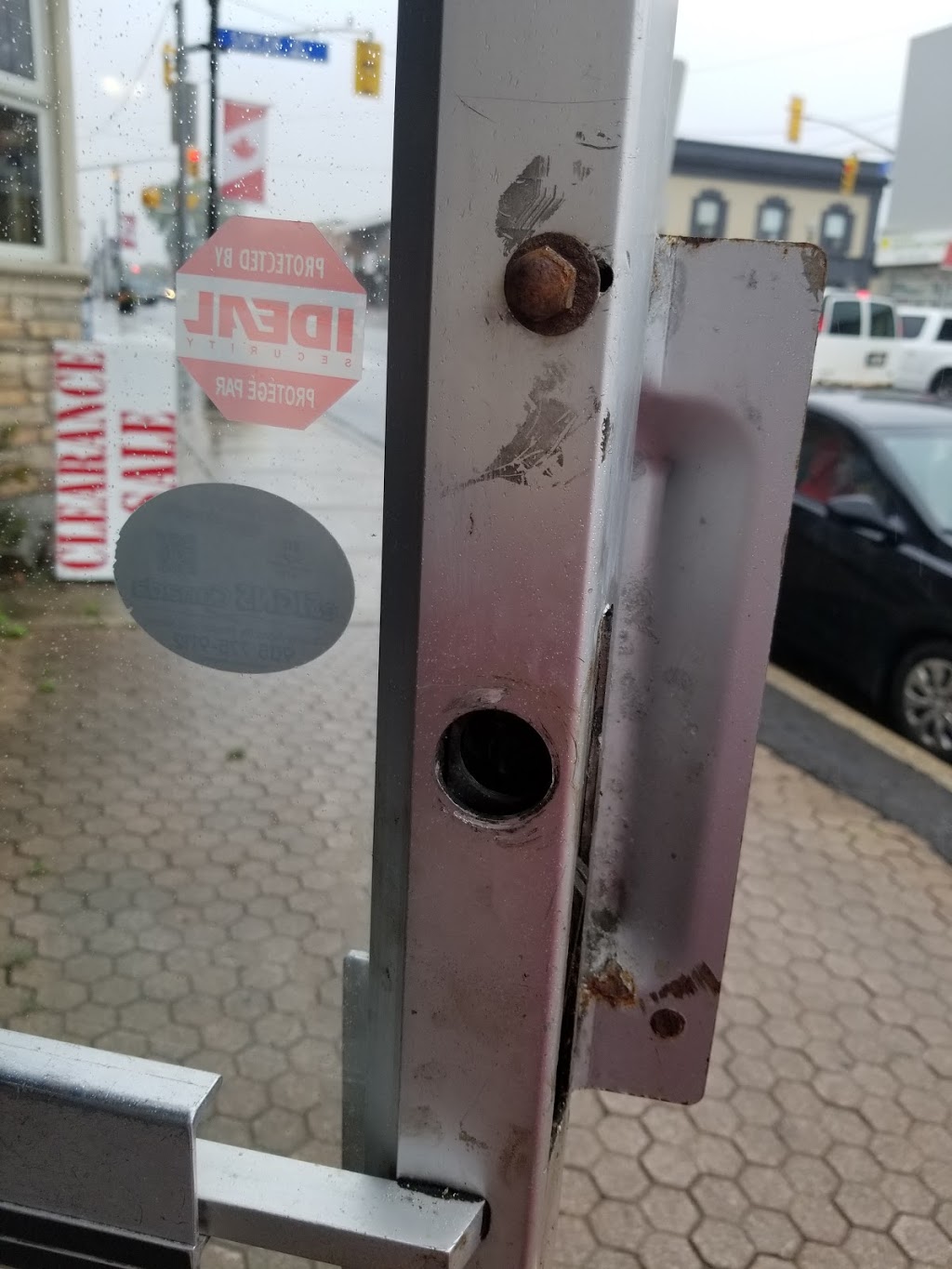 keswick locksmiths locals | 19-76 Arlington Dr, Keswick, ON L4P 0A9, Canada | Phone: (416) 268-5248