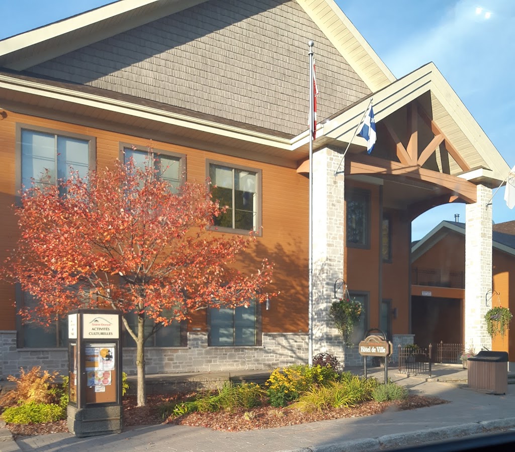 Saint-Donat - City Hall | 490 Rue Principale, Saint-Donat-de-Montcalm, QC J0T 2C0, Canada | Phone: (819) 424-2383