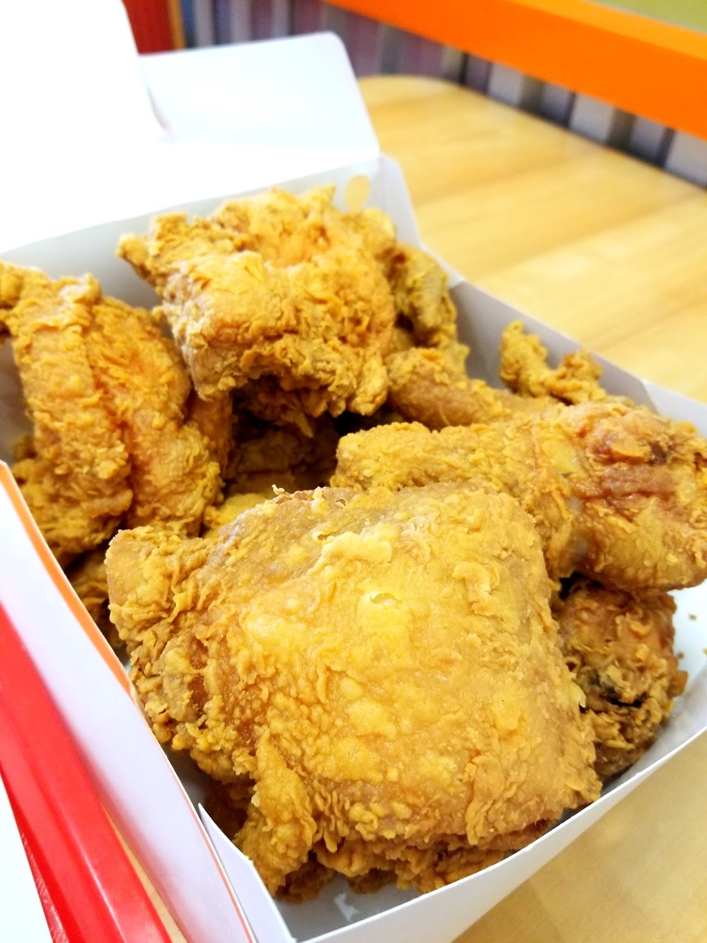 Popeyes® Louisiana Kitchen | 1414 King St E #8, Courtice, ON L1E 3B4, Canada | Phone: (905) 432-2111