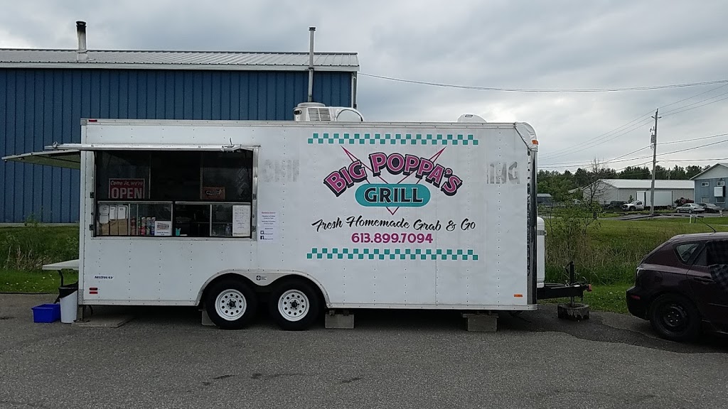 Big Poppas Grill | 1386 Greely Ln, Greely, ON K4P 1A1, Canada | Phone: (613) 899-7094