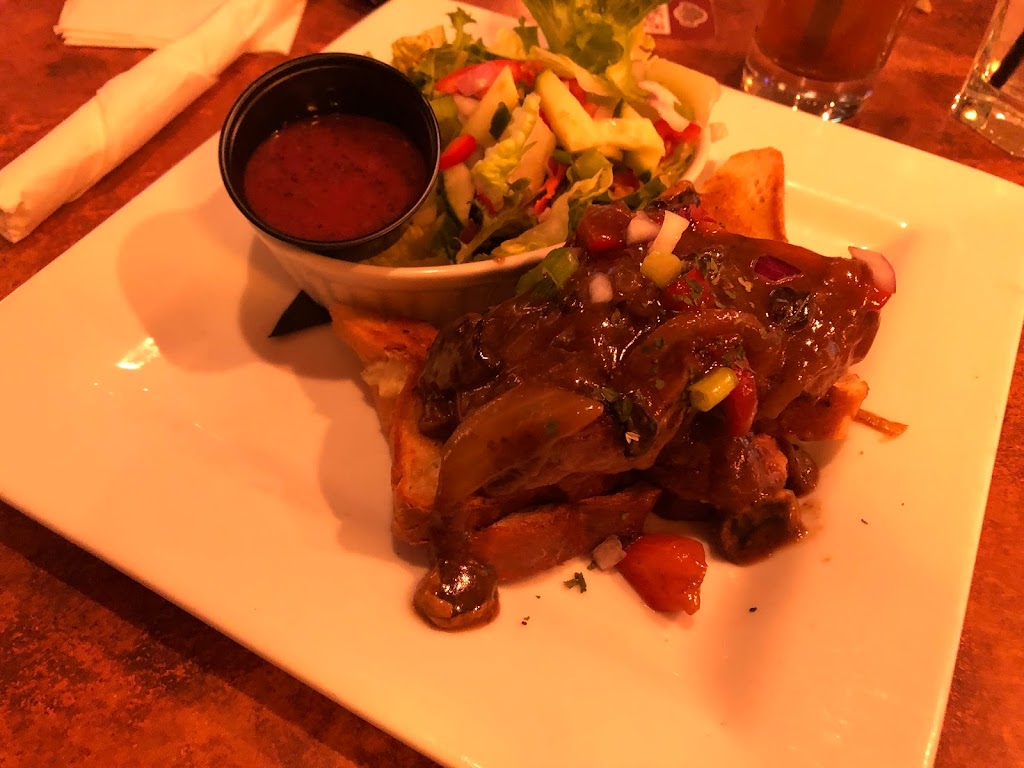 Quarterway Pub | 1431 Bowen Rd, Nanaimo, BC V9S 1G4, Canada | Phone: (250) 754-2733