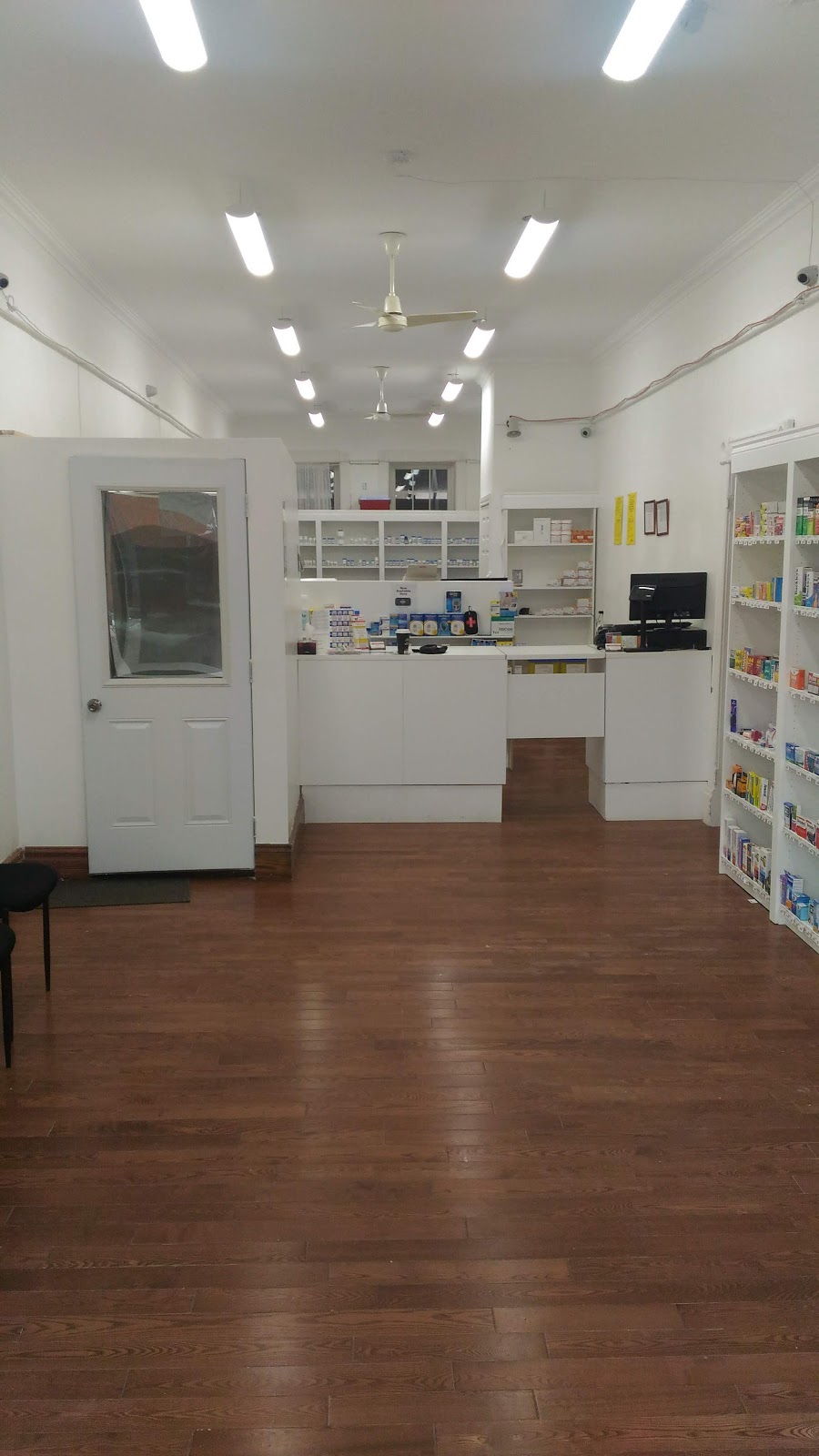 Chesley Pharmacy | 38 1st Ave S, Chesley, ON N0G 1L0, Canada | Phone: (226) 433-2433