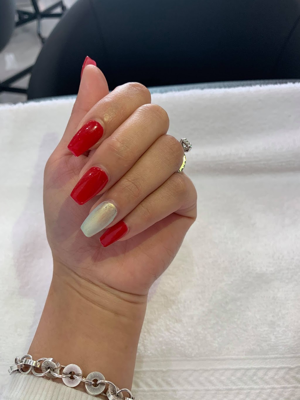 Ongles charleroi | 4956 Rue de Charleroi, Montréal-Nord, QC H1G 2Z2, Canada | Phone: (438) 771-8779