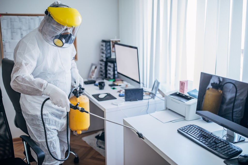 Pacific Breeze Cleaning Ltd | 18935 69 Ave, Surrey, BC V4N 5K1, Canada | Phone: (778) 891-1344