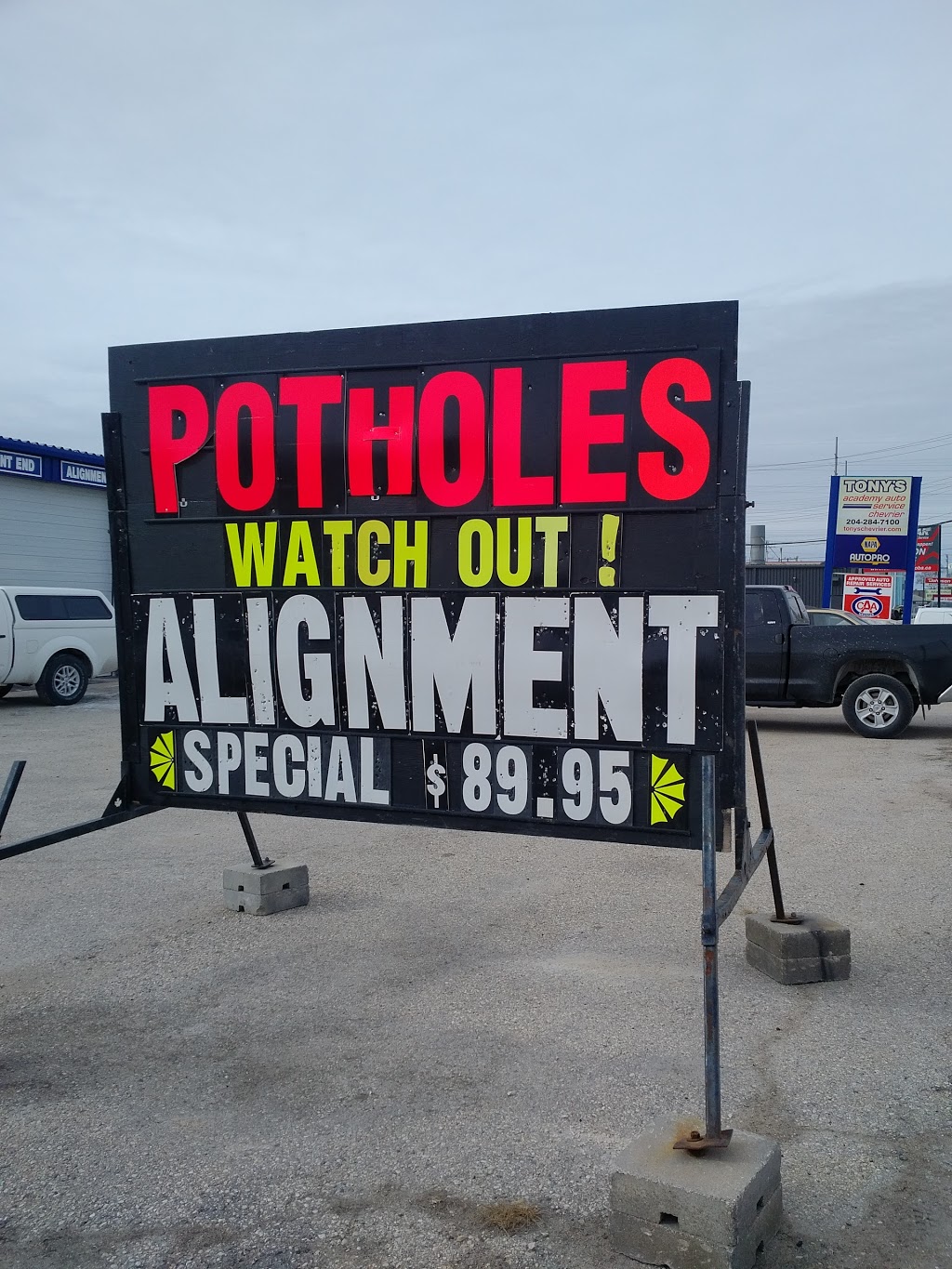 NAPA AUTOPRO - Tonys Academy Auto Service Chevrier | 1104 Chevrier Blvd, Winnipeg, MB R3T 1Y1, Canada | Phone: (204) 284-7100