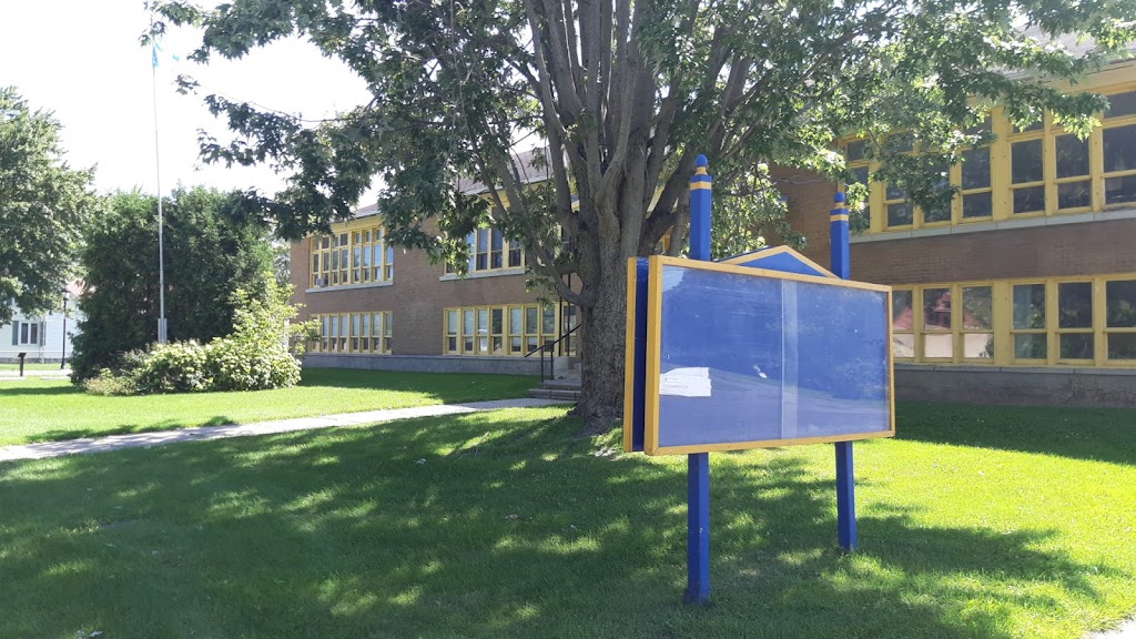 Centre DEntraide Regional | 791 Rue Saint-Jean-Baptiste, Henryville, QC J0J 1E0, Canada | Phone: (450) 299-1117