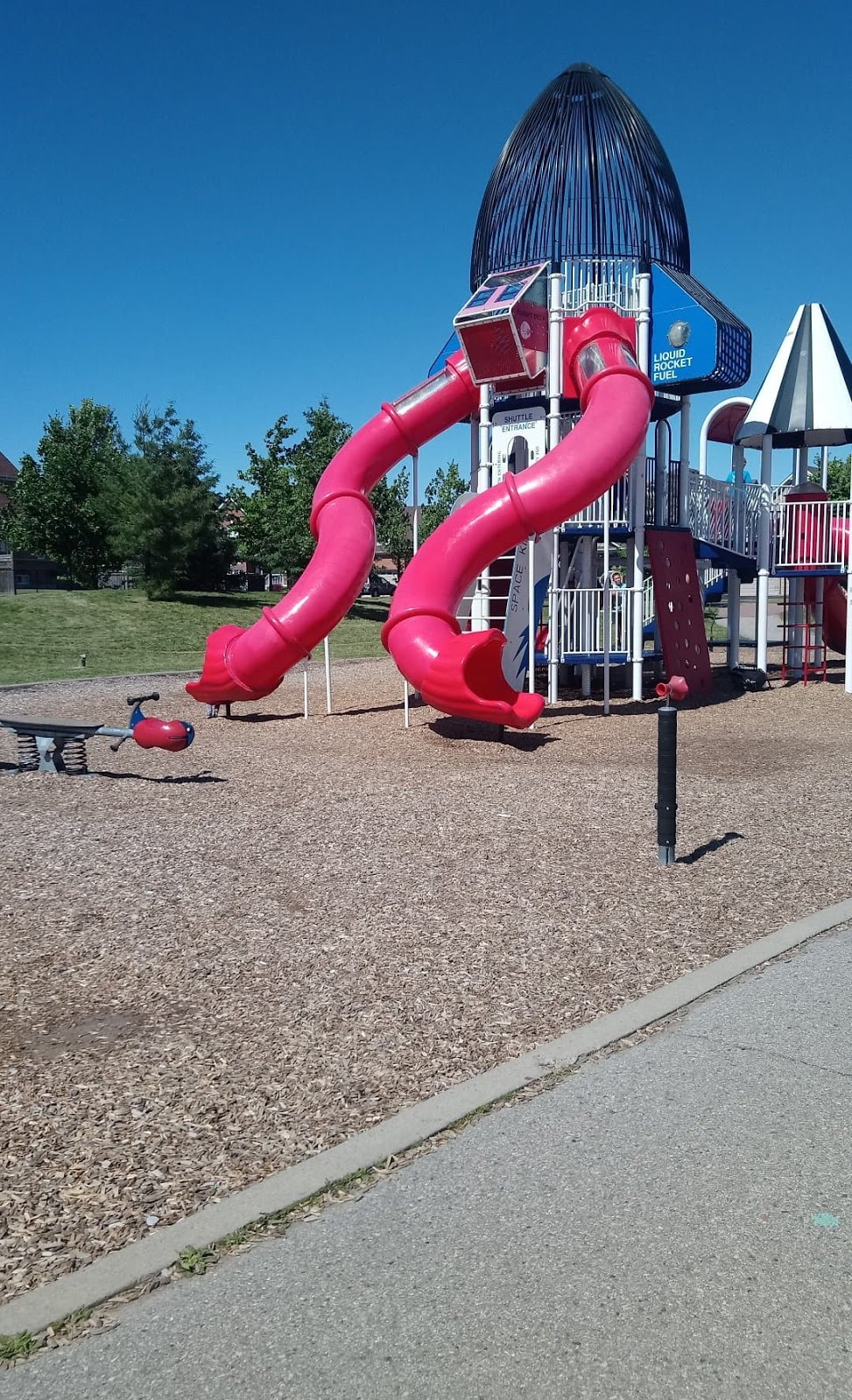 Baycliffe Park | St Philip Ct, Whitby, ON L1P 1W8, Canada