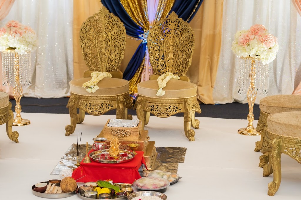 Party Warehouse Outlet & Classic Event Decor | 1050 McNicoll Ave #4, Scarborough, ON M1W 2L8, Canada | Phone: (416) 498-5677