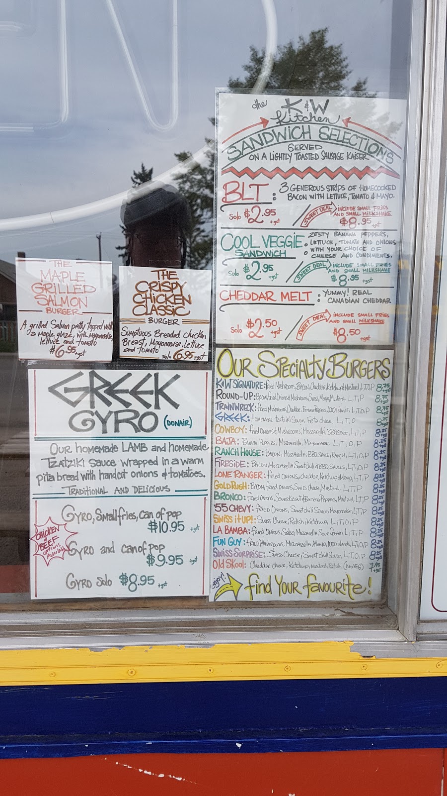 K&W Drive-In | 1725 20 Ave, Didsbury, AB T0M 0W0, Canada | Phone: (403) 335-3033