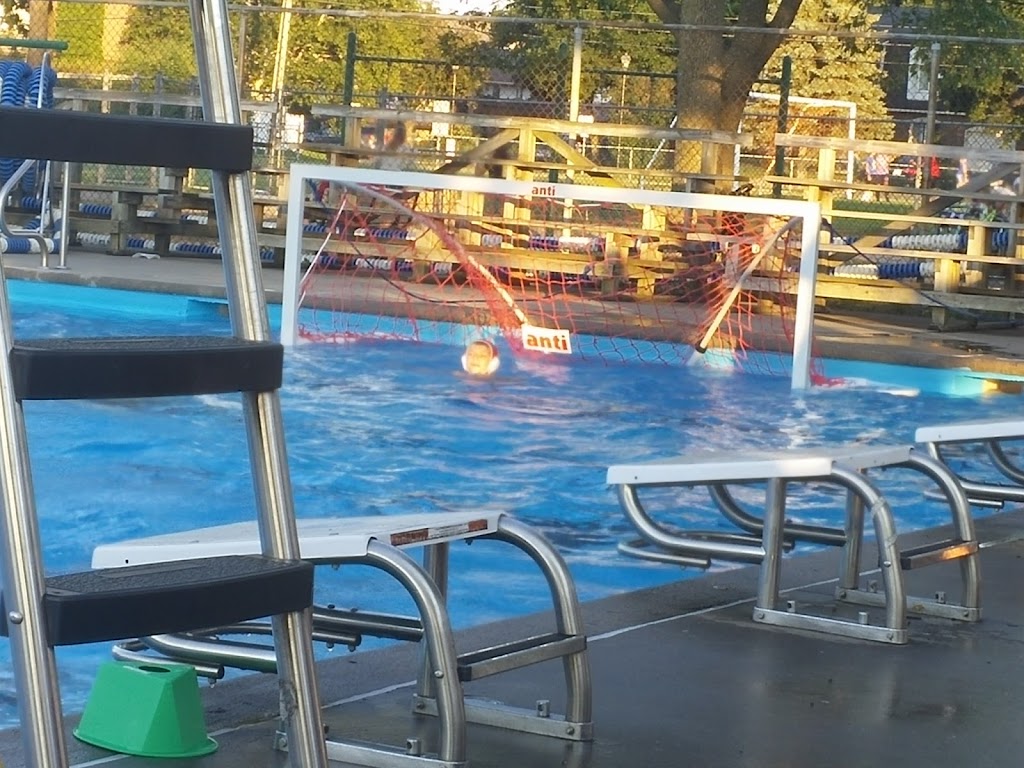 Ecclestone Park | Granada St, Kirkland, QC H9H 5J5, Canada | Phone: (438) 213-3131